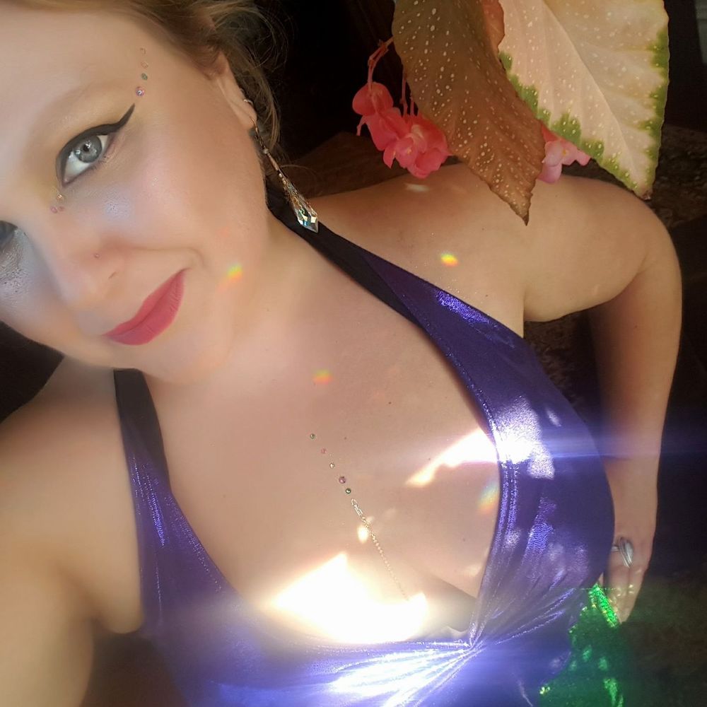 Meet your Posher, Astra